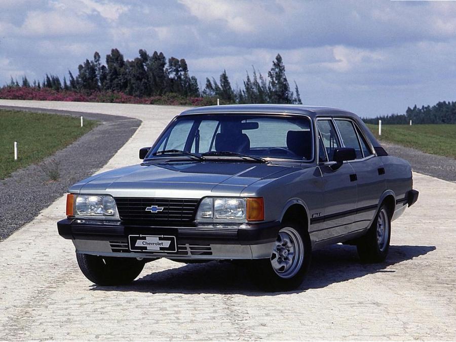  Chevrolet Opala 1988 года  (фото 1 из 1)